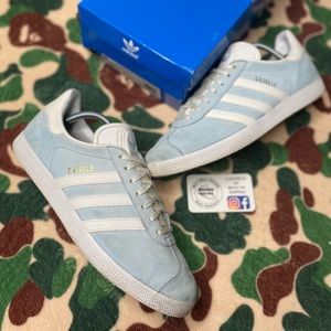 Adidas Gazelle light blue Size 10.5